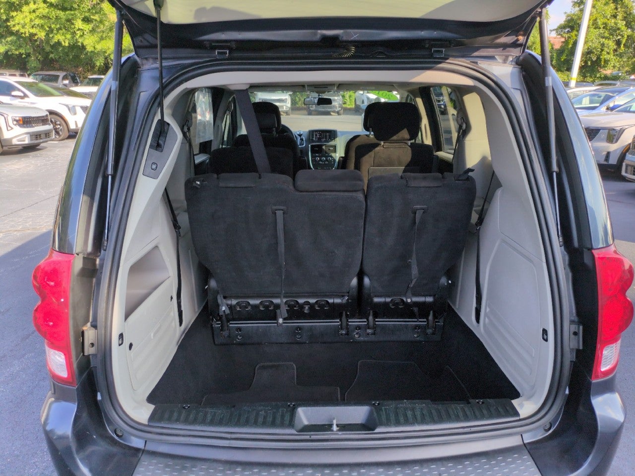 2013 Dodge Grand Caravan SXT