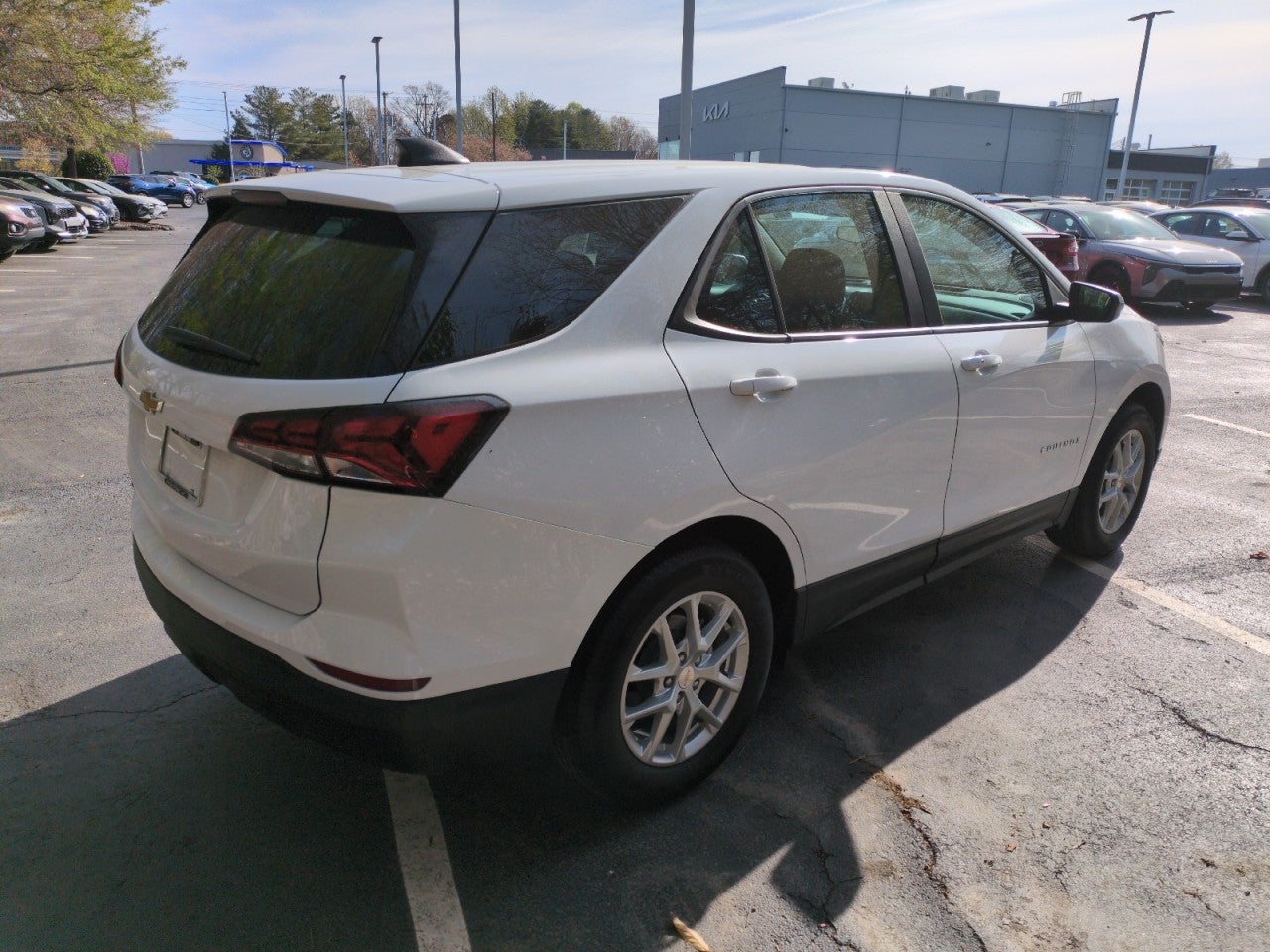 2023 Chevrolet Equinox LS