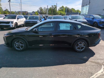 2025 Kia K4 LXS