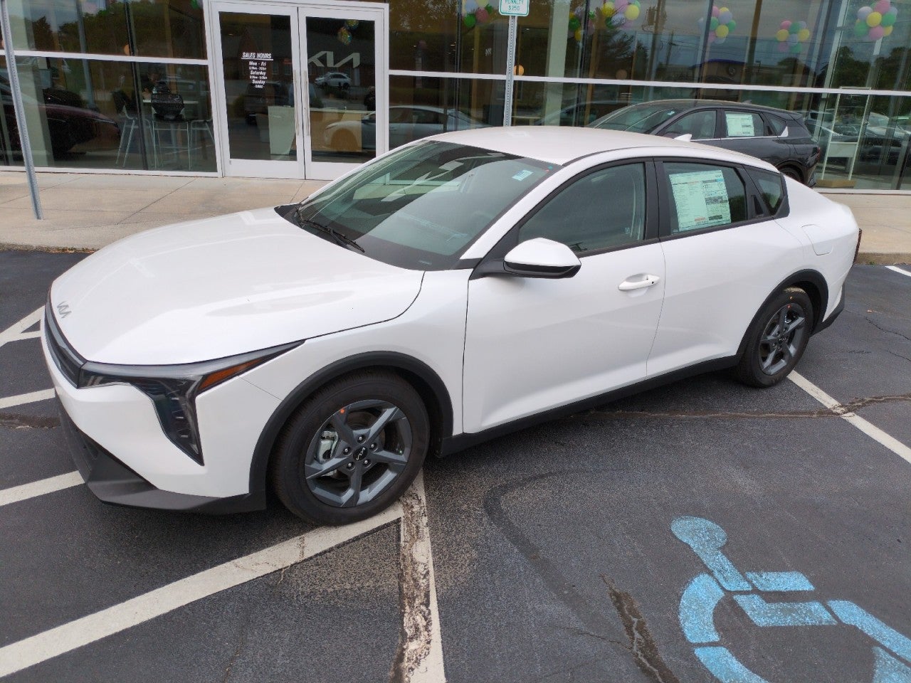 2025 Kia K4 LXS