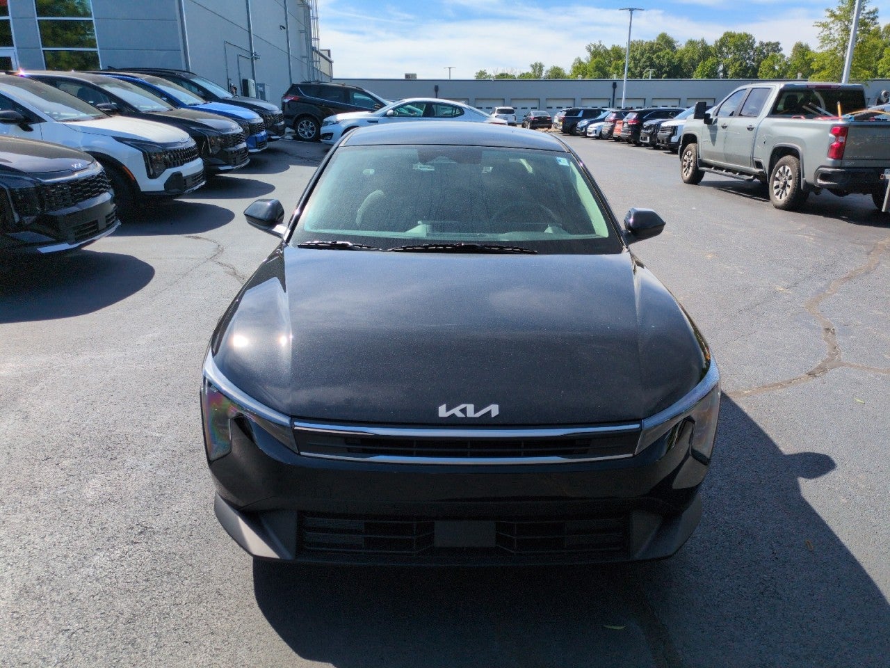 2025 Kia K4 LXS