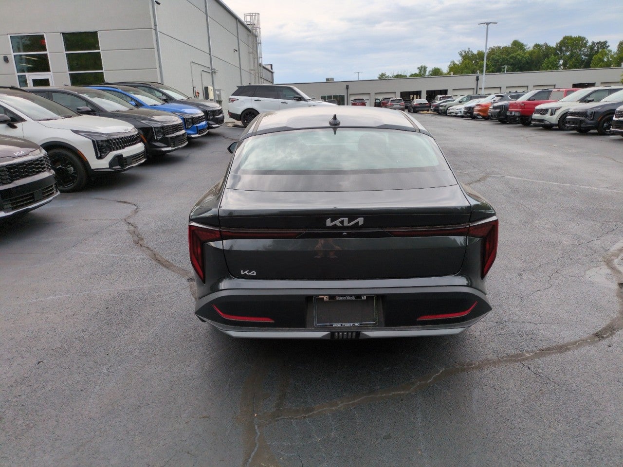 2025 Kia K4 LXS