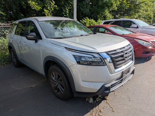 2023 Nissan Pathfinder S