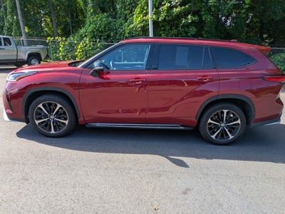 2021 Toyota Highlander XSE