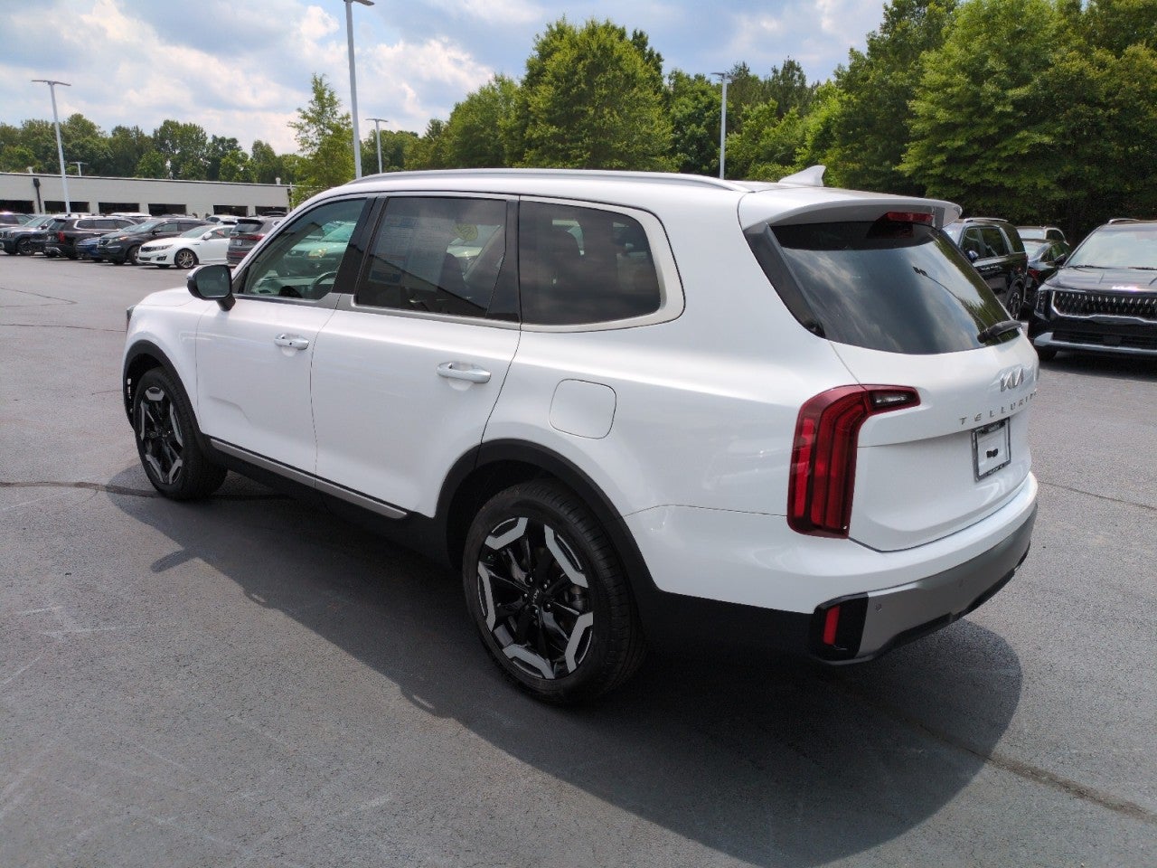 2023 Kia Telluride S