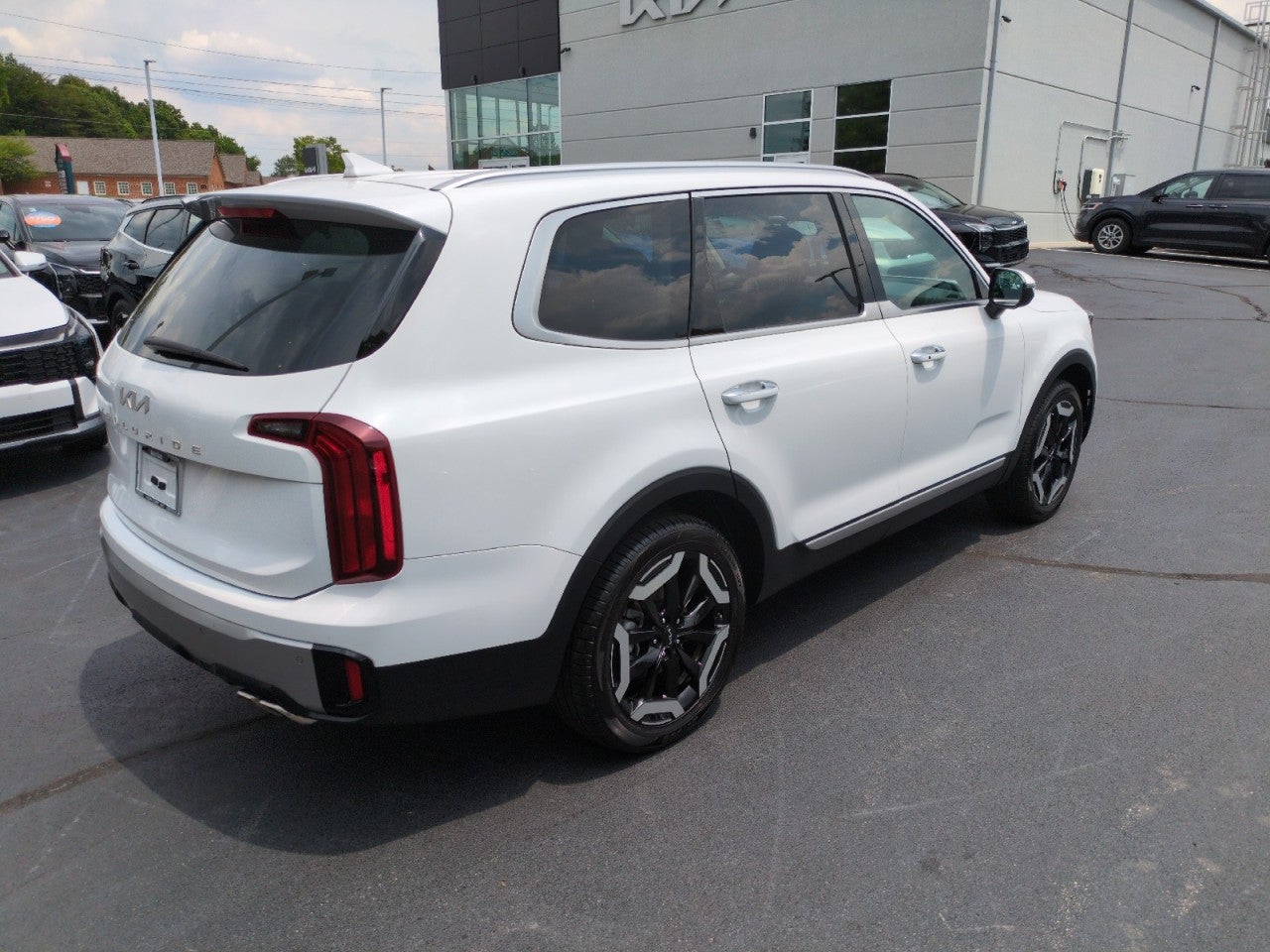 2023 Kia Telluride S