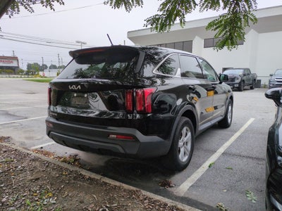 2023 Kia Sorento LX