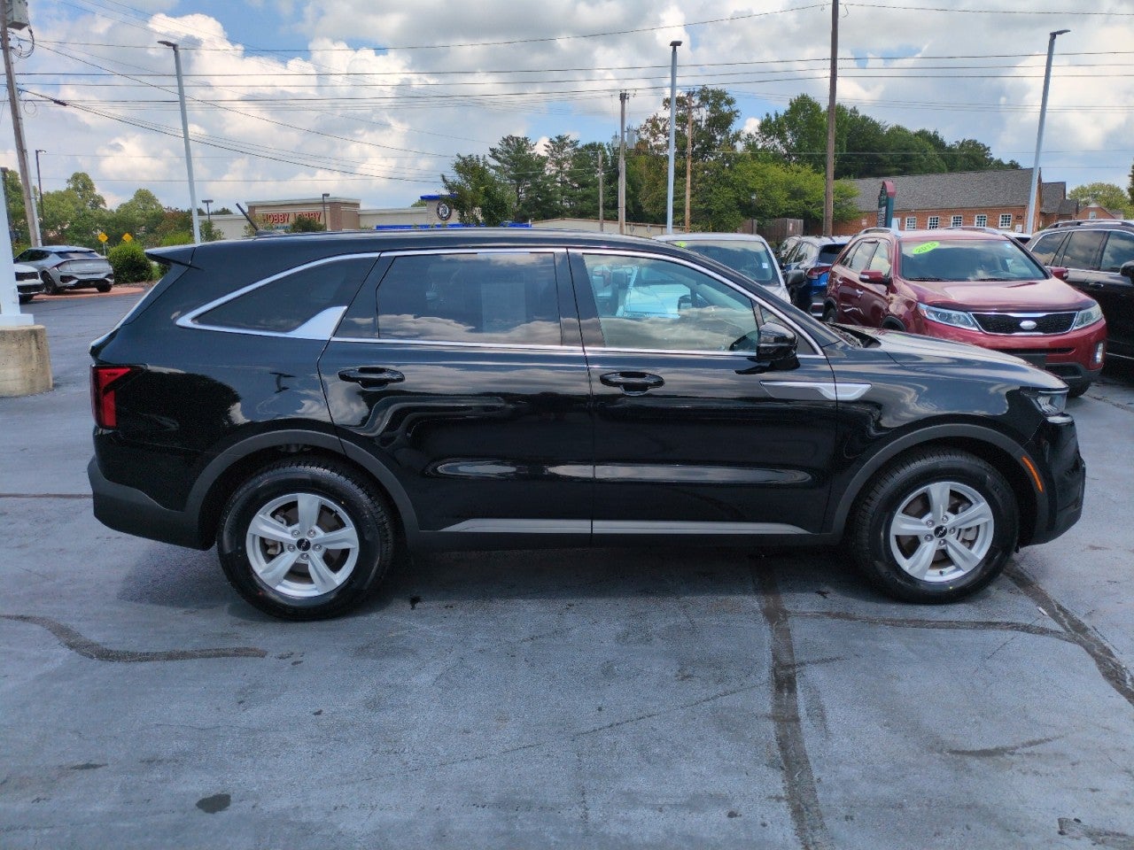 2023 Kia Sorento LX