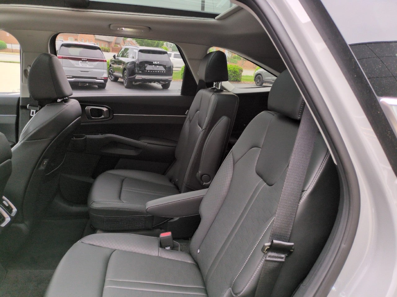 2025 Kia Sorento EX