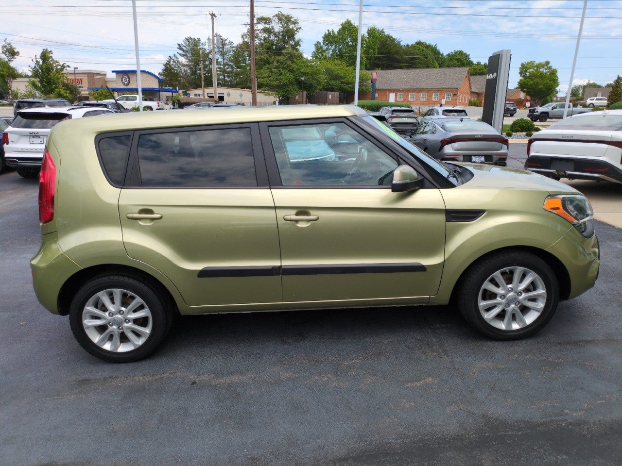 2013 Kia Soul +