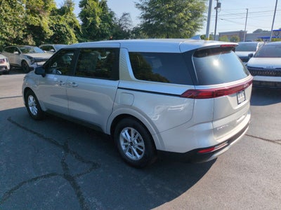 2023 Kia Carnival LX
