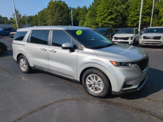 2023 Kia Carnival LX