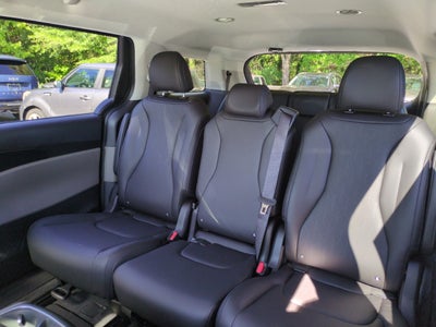2027 Kia Carnival LXS