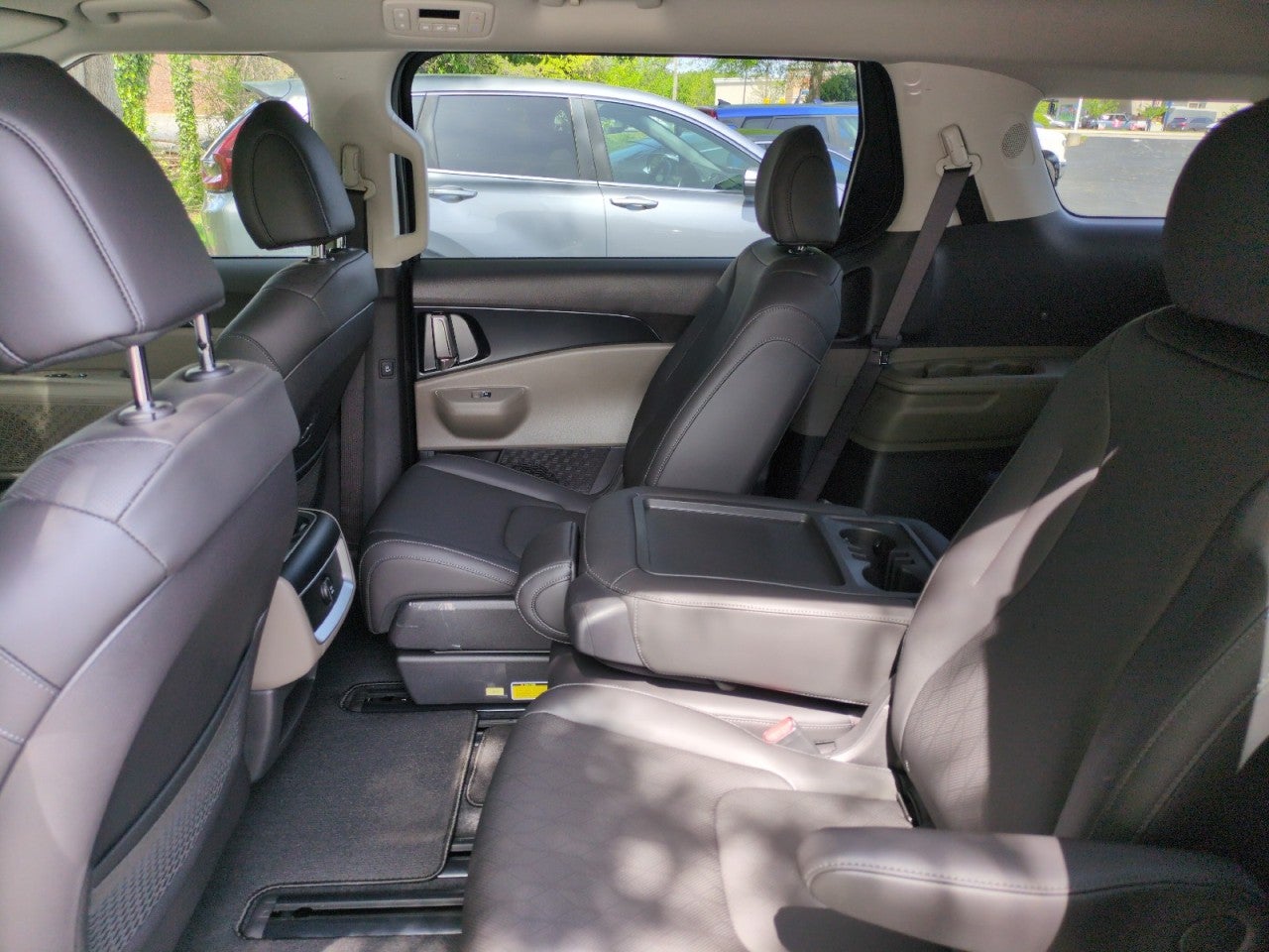2026 Kia Carnival LXS