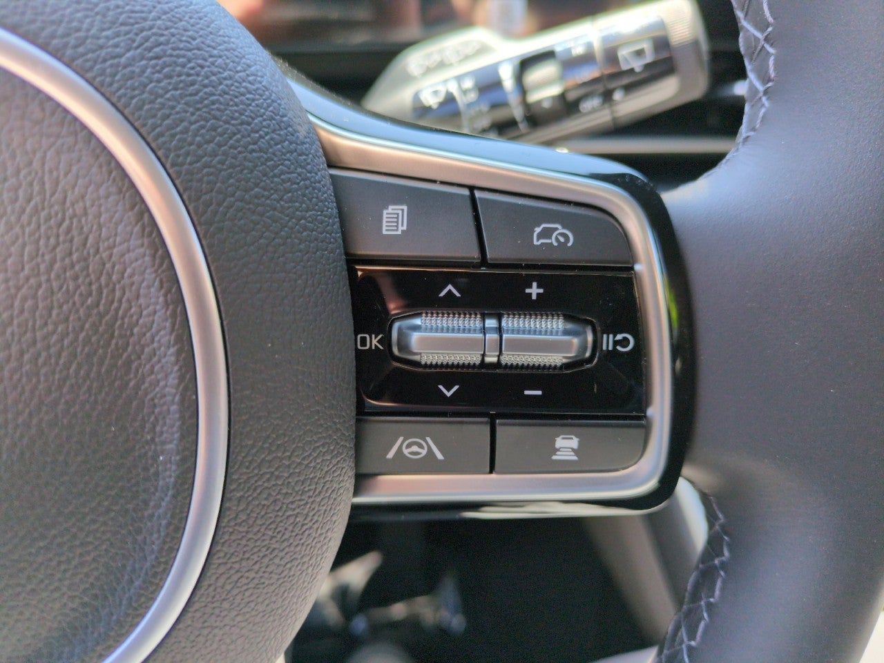 2026 Kia Carnival LX