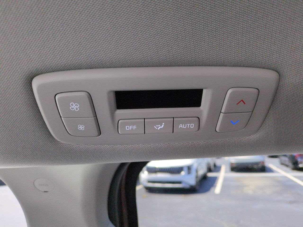 2026 Kia Carnival LX