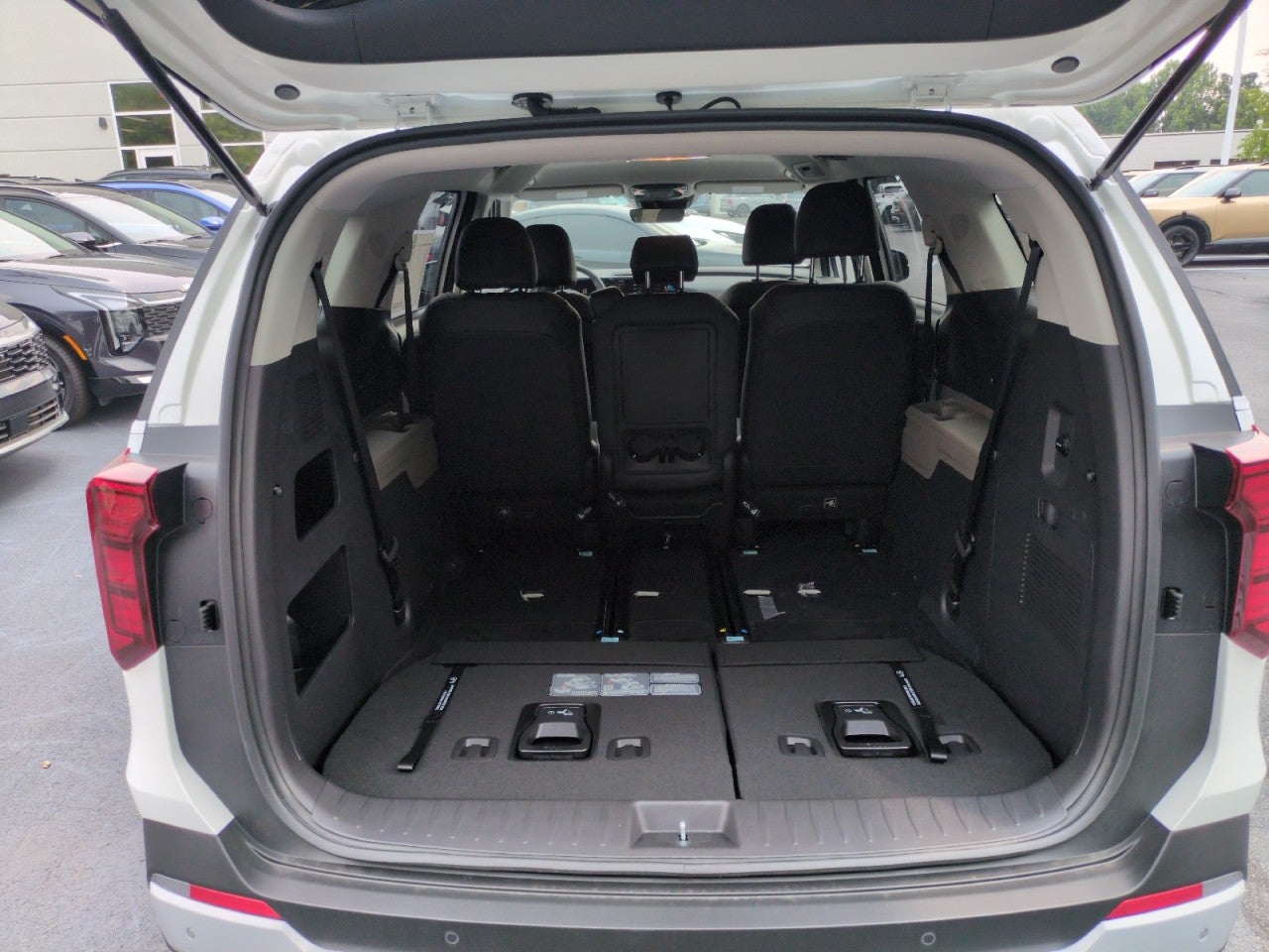 2026 Kia Carnival LX