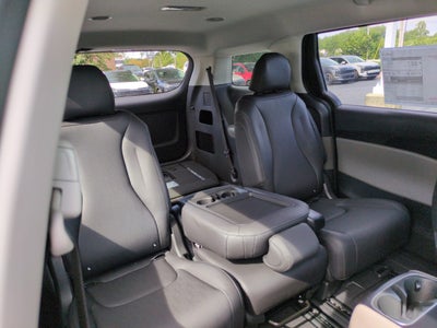 2027 Kia Carnival Hybrid LXS