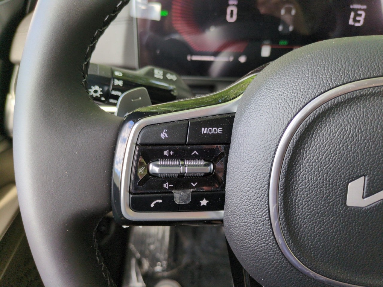 2026 Kia Carnival Hybrid LXS