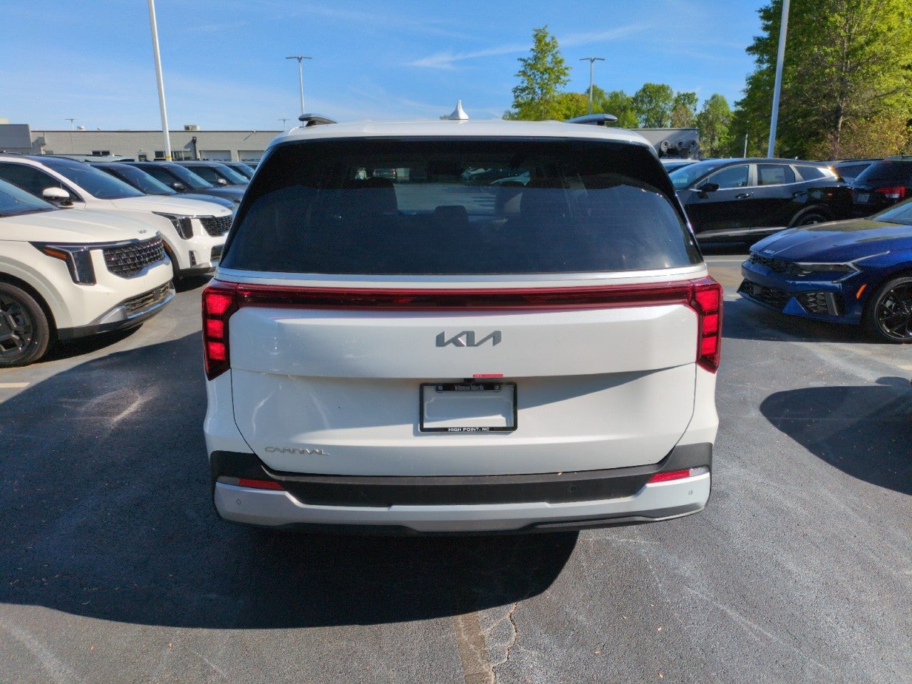 2026 Kia Carnival EX