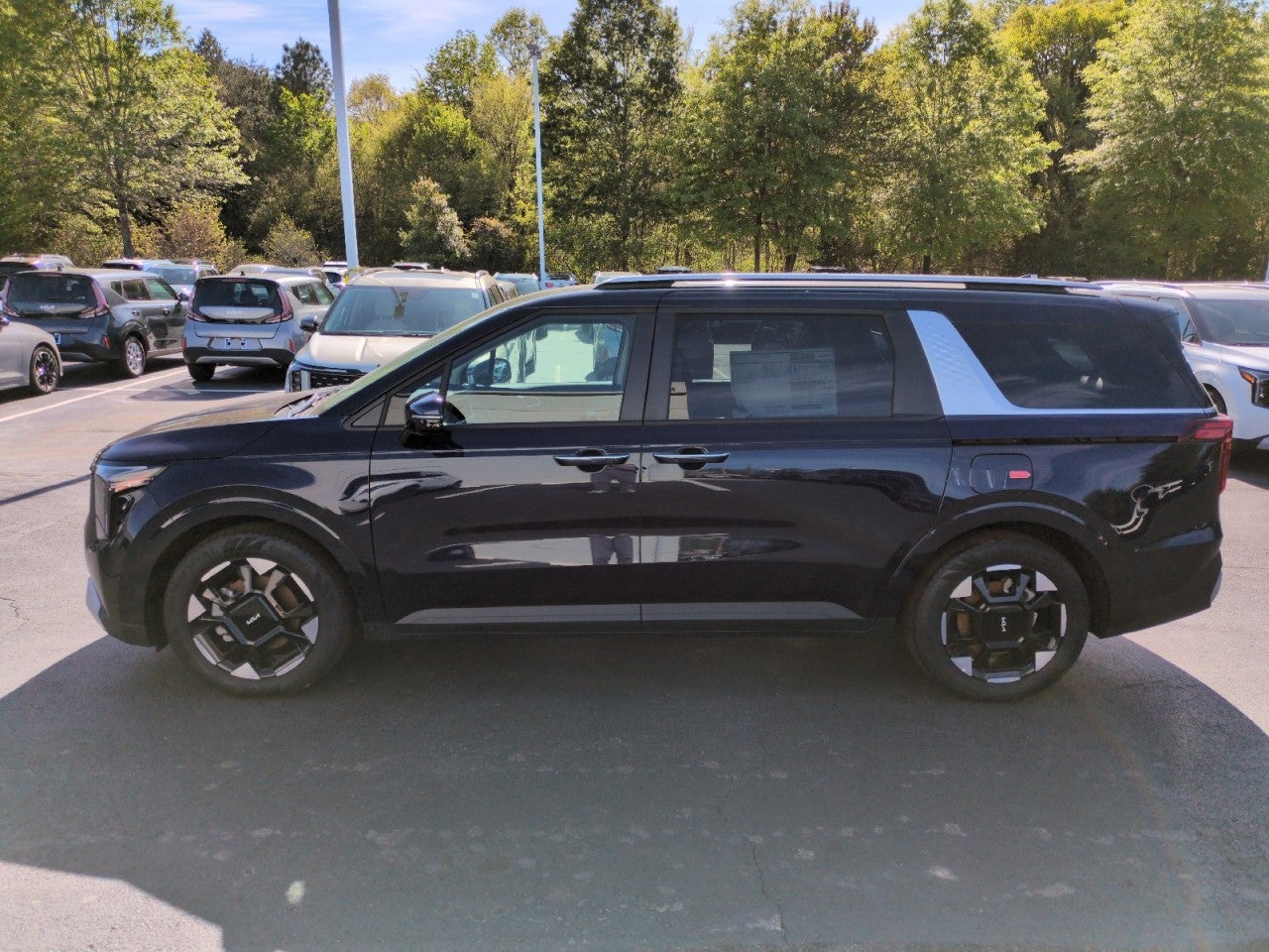 2026 Kia Carnival EX