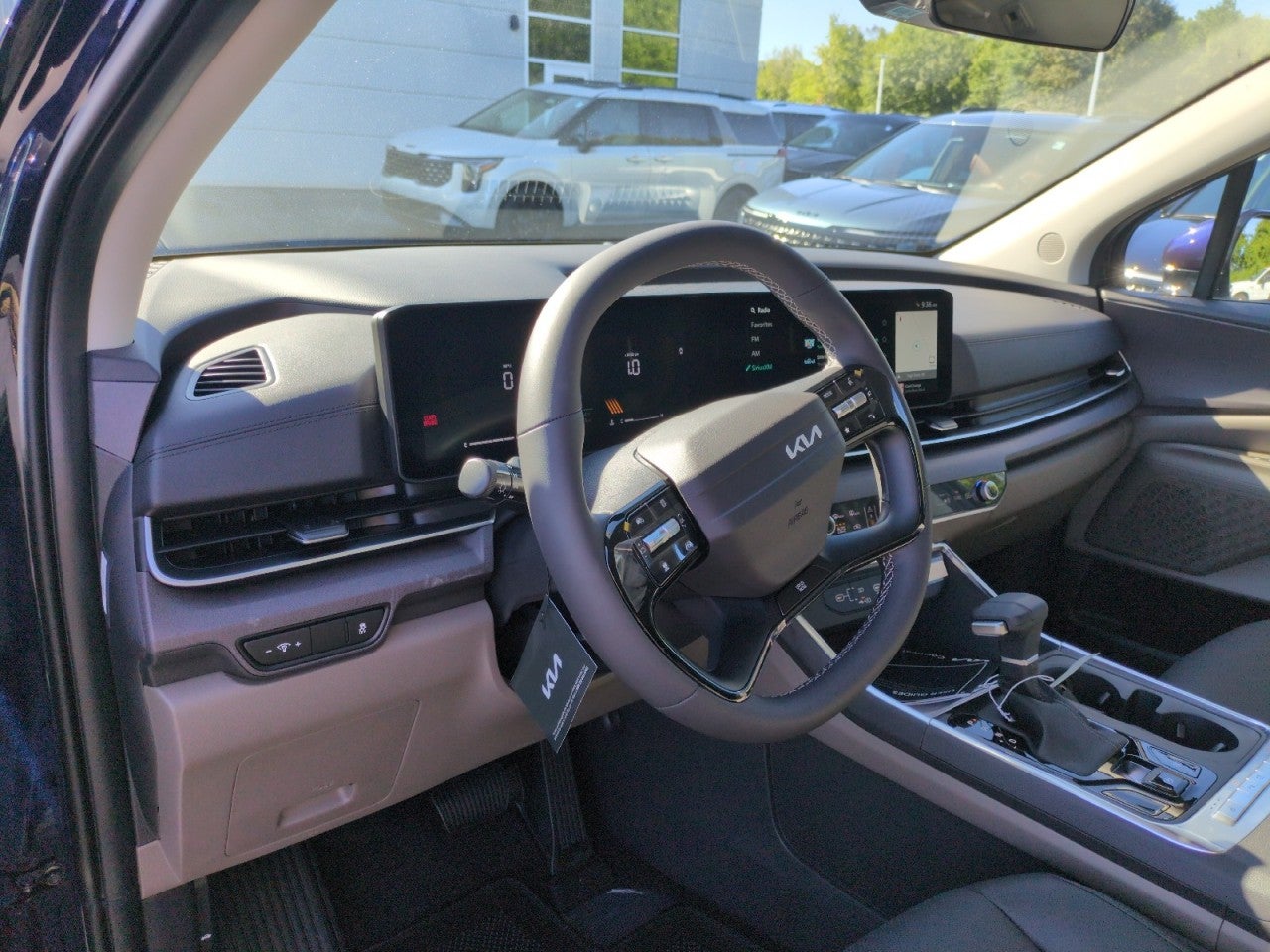 2027 Kia Carnival EX