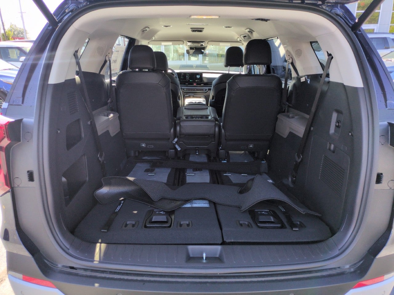 2027 Kia Carnival EX