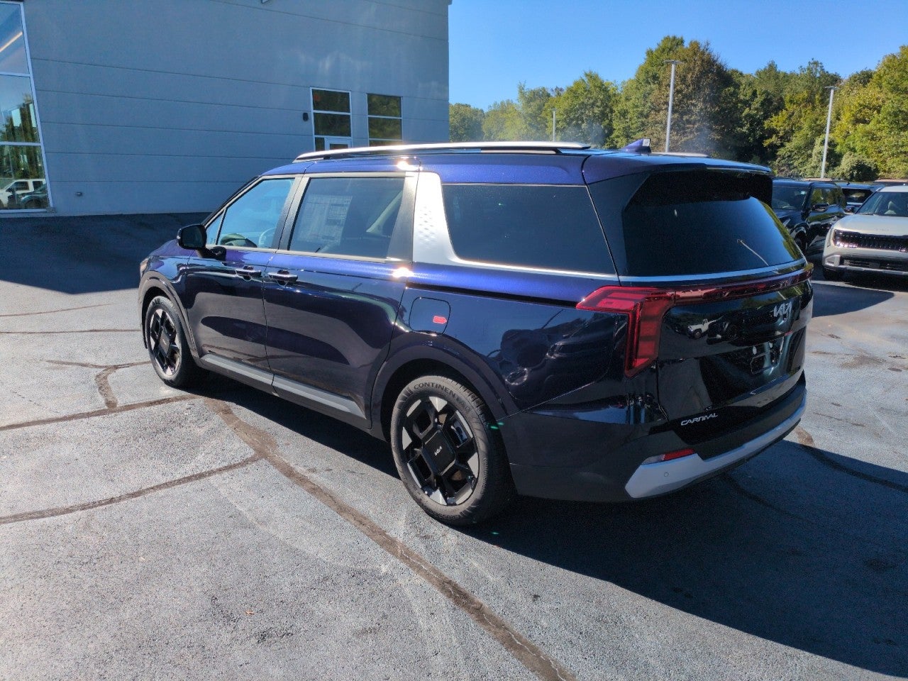 2027 Kia Carnival EX