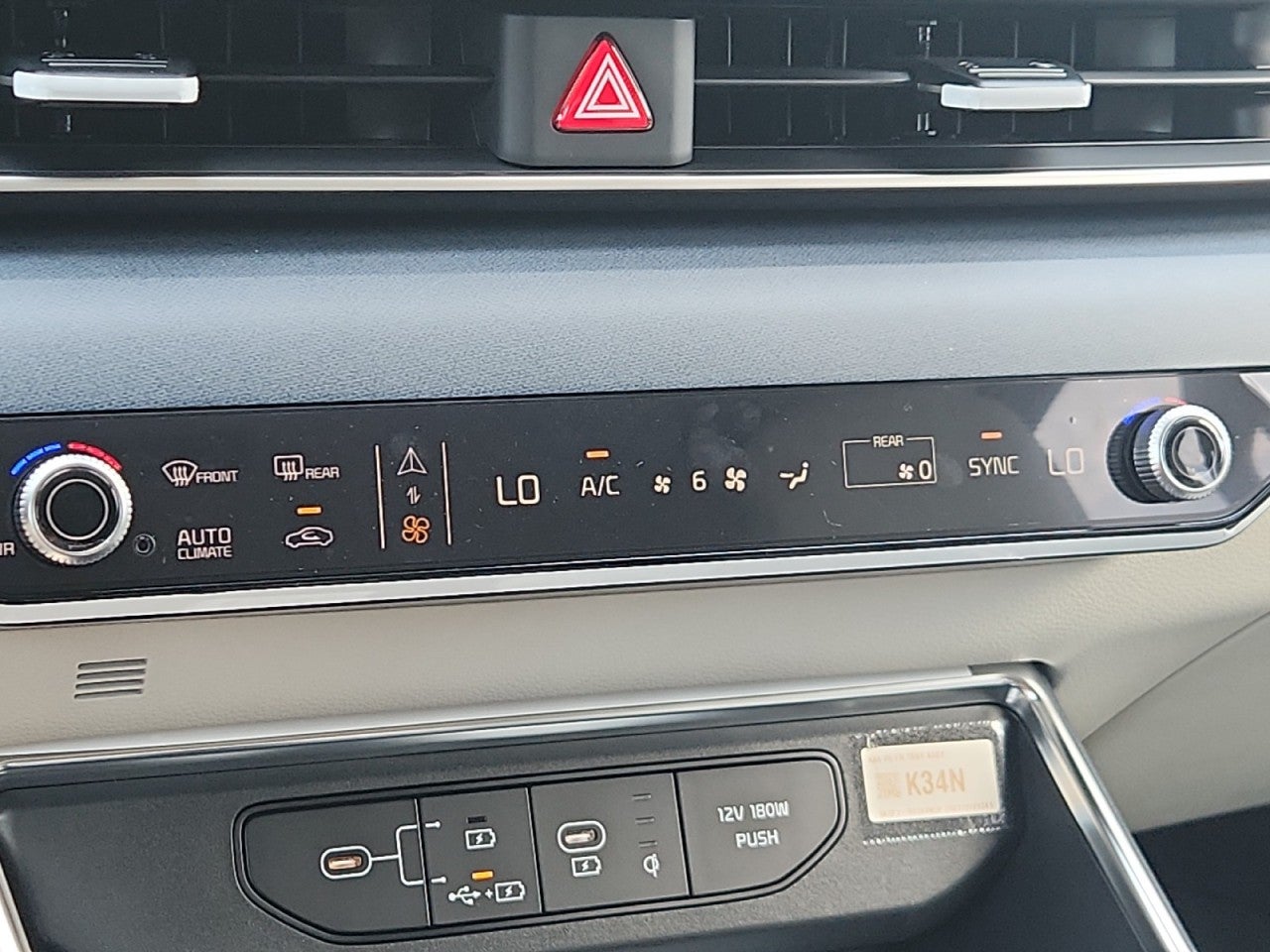 2026 Kia Carnival EX
