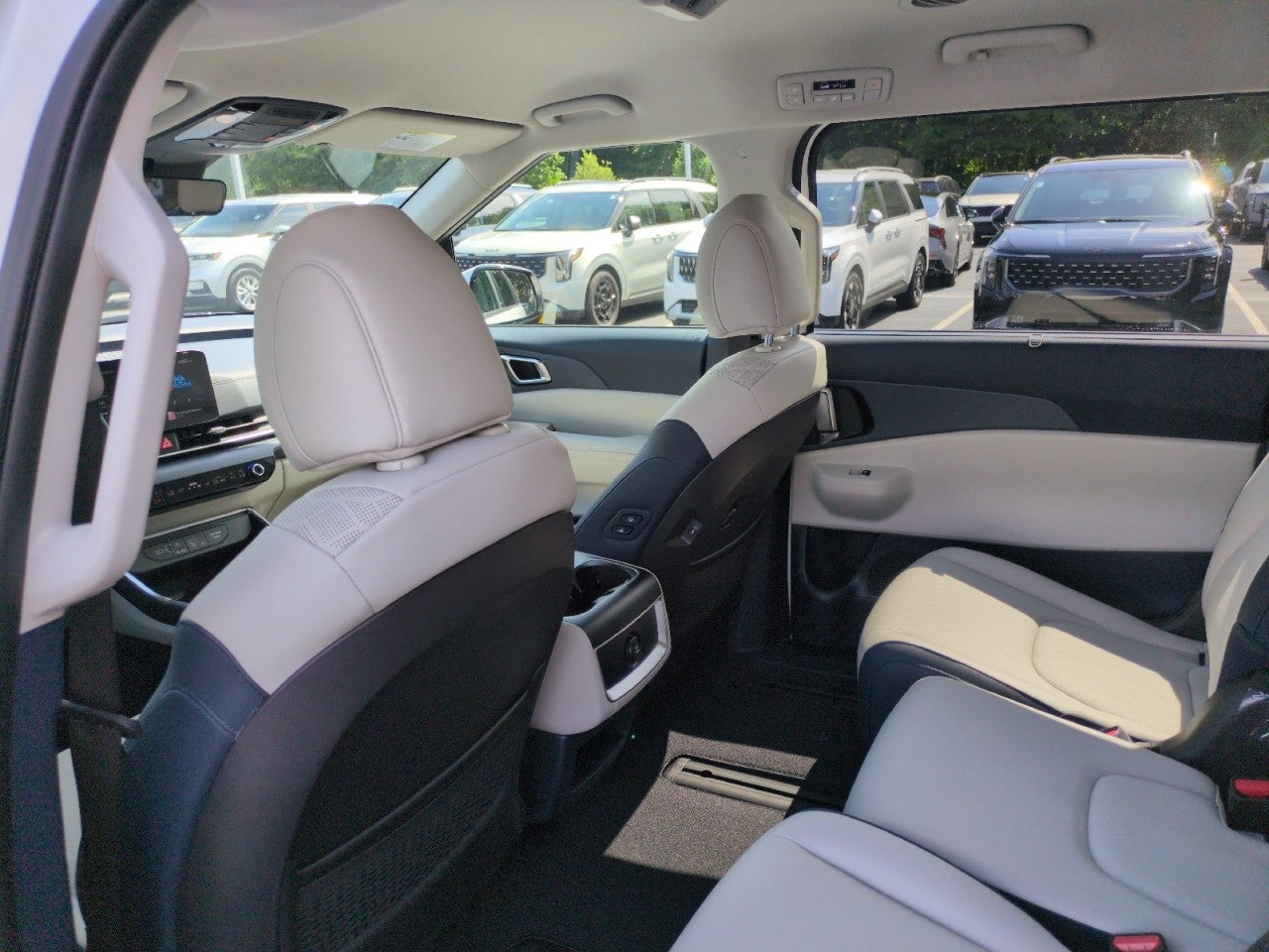 2026 Kia Carnival Hybrid EX