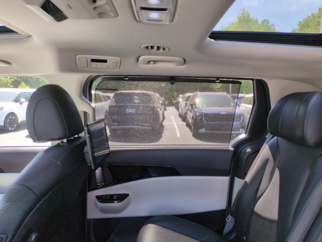 2022 Kia Carnival SX