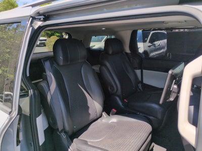 2022 Kia Carnival SX