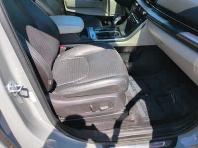 2022 Kia Carnival SX