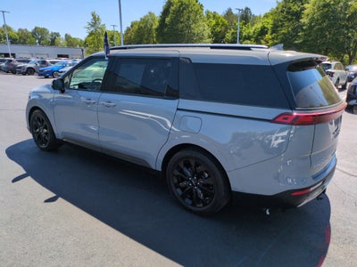 2022 Kia Carnival SX