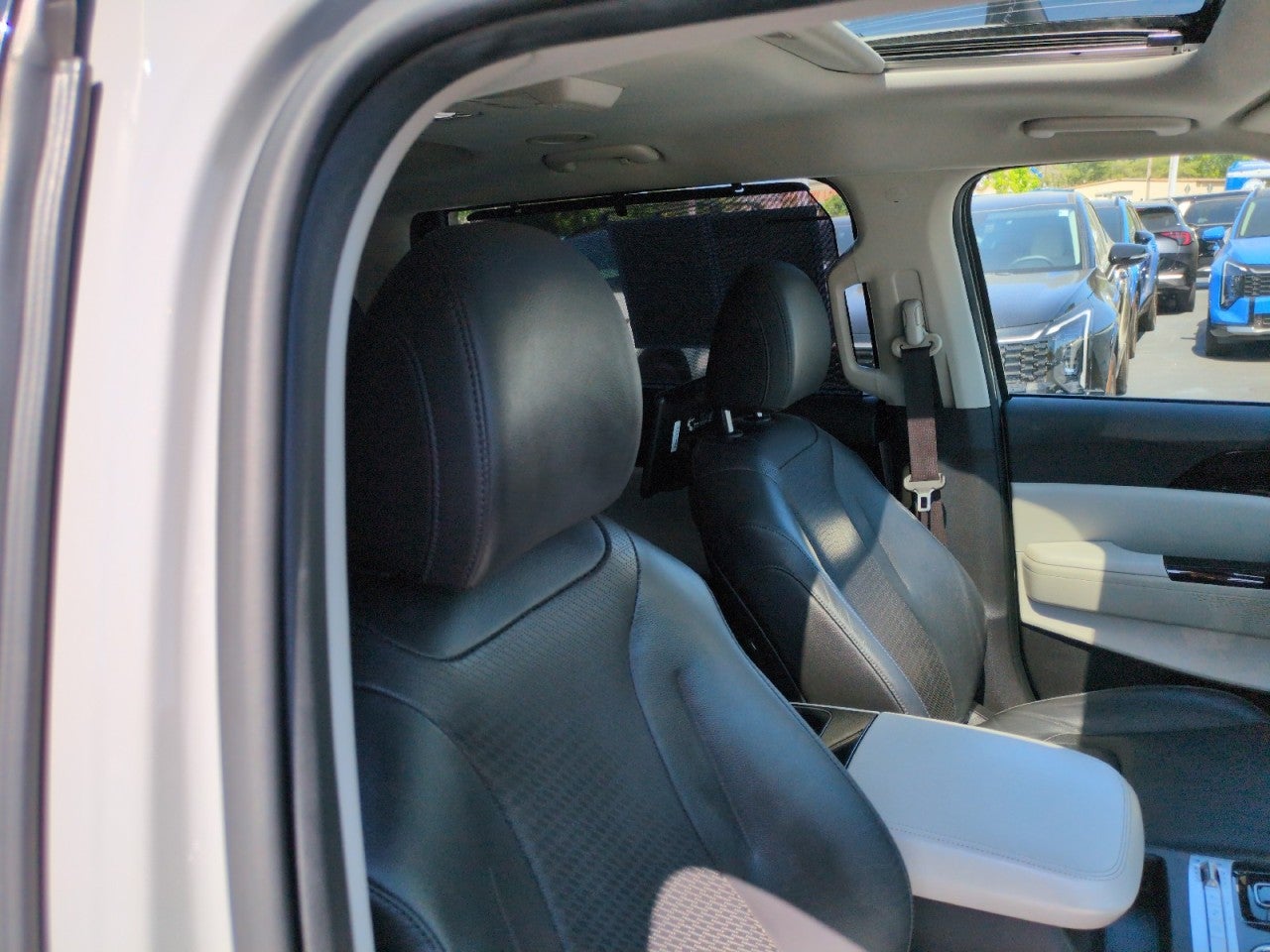 2022 Kia Carnival SX