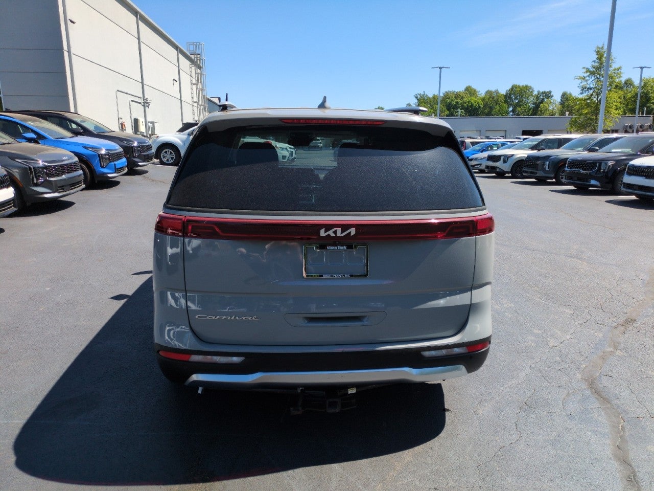2022 Kia Carnival SX