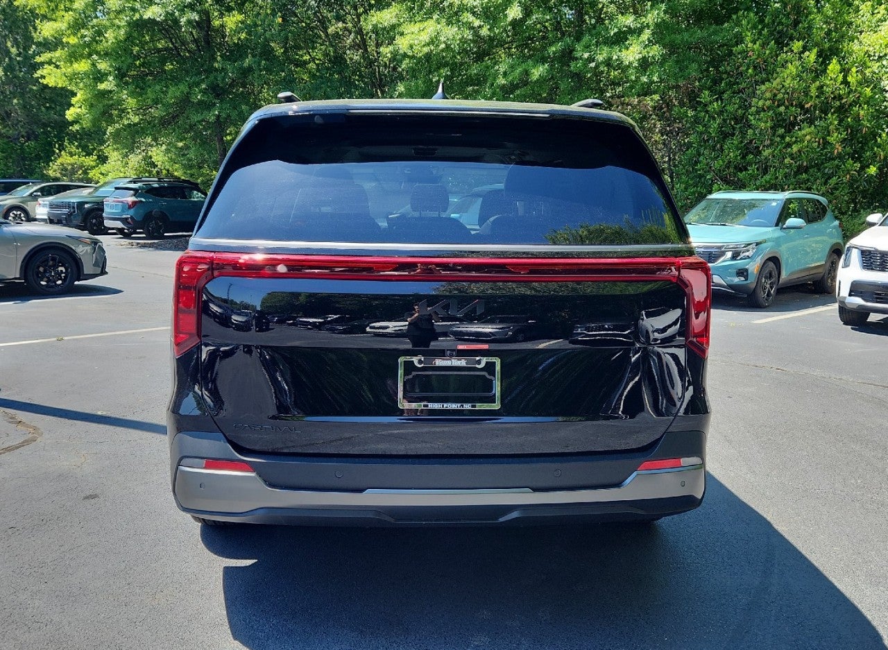 2026 Kia Carnival SX