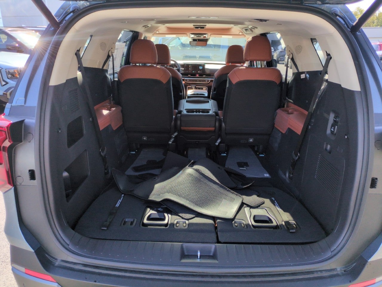 2027 Kia Carnival SX