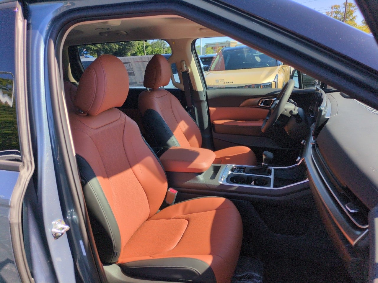 2027 Kia Carnival SX