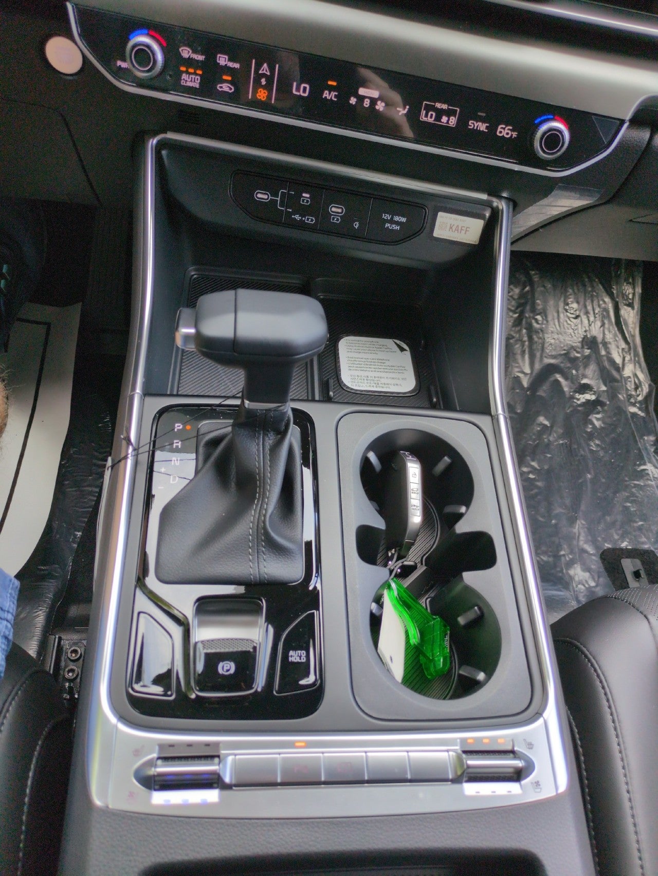2027 Kia Carnival SX