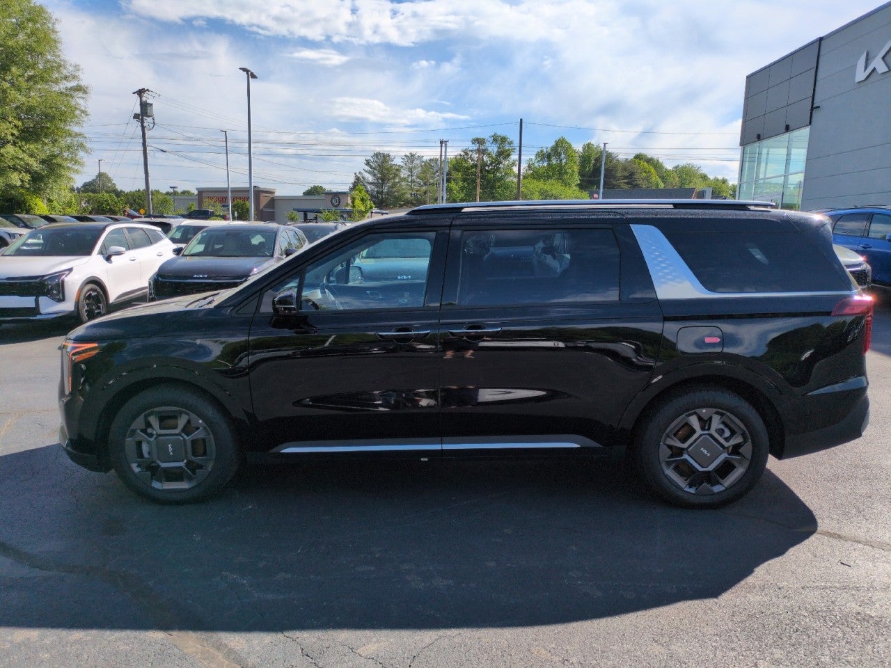 2026 Kia Carnival Hybrid SX