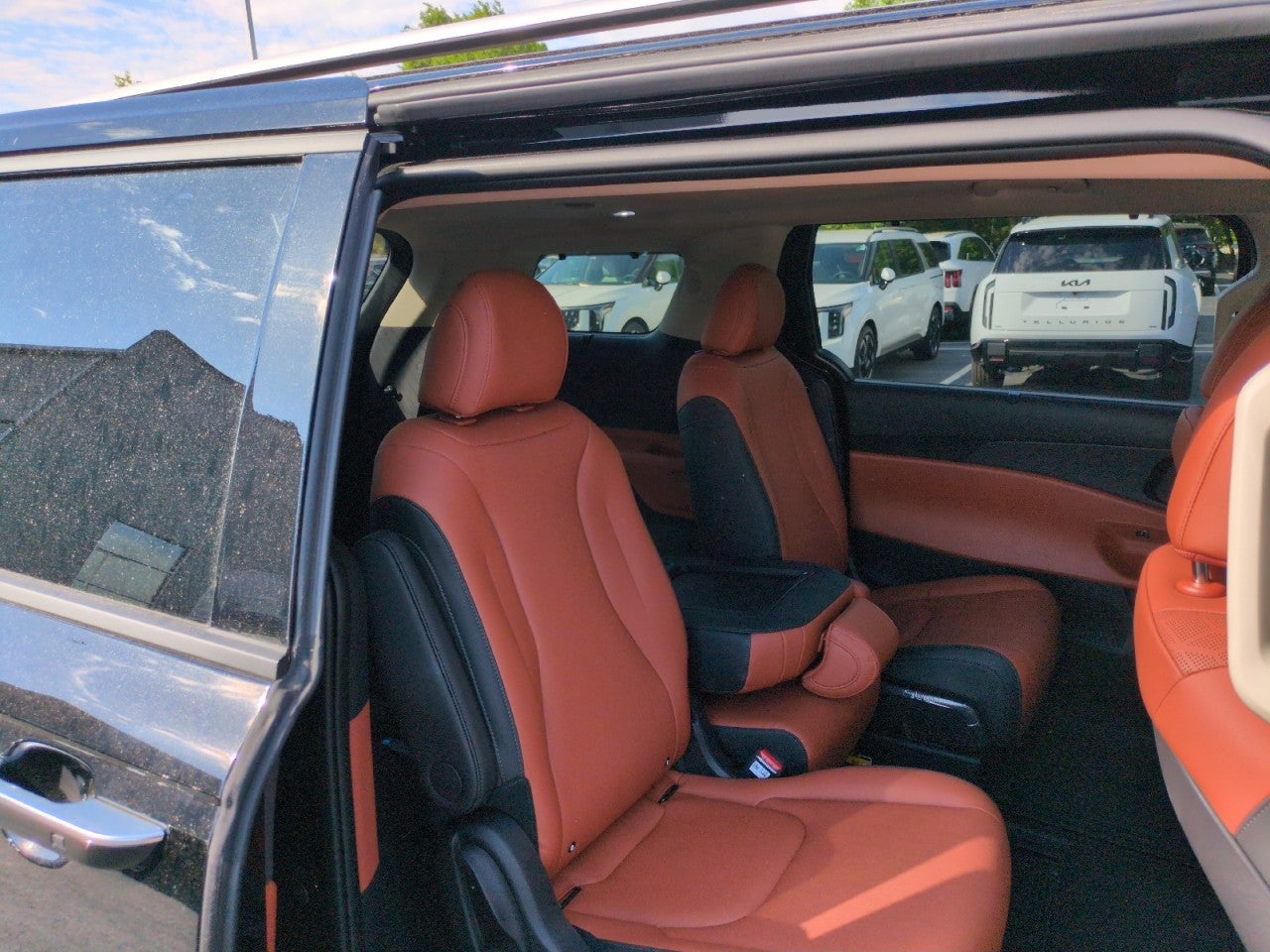 2026 Kia Carnival Hybrid SX