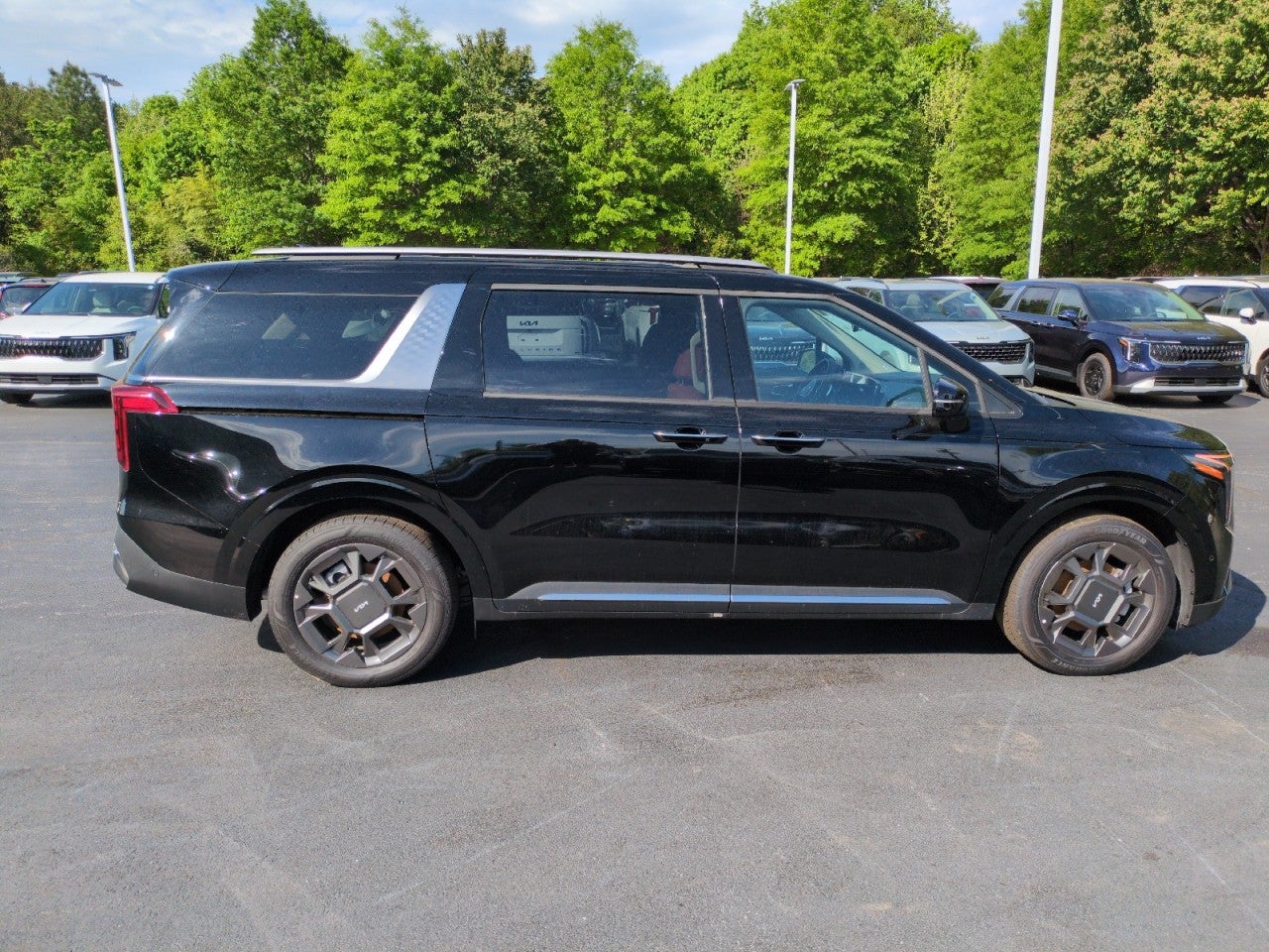 2026 Kia Carnival Hybrid SX