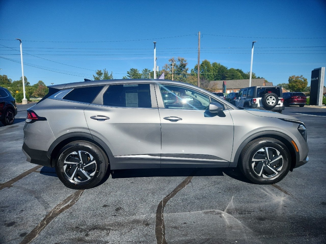 2025 Kia Sportage Hybrid LX