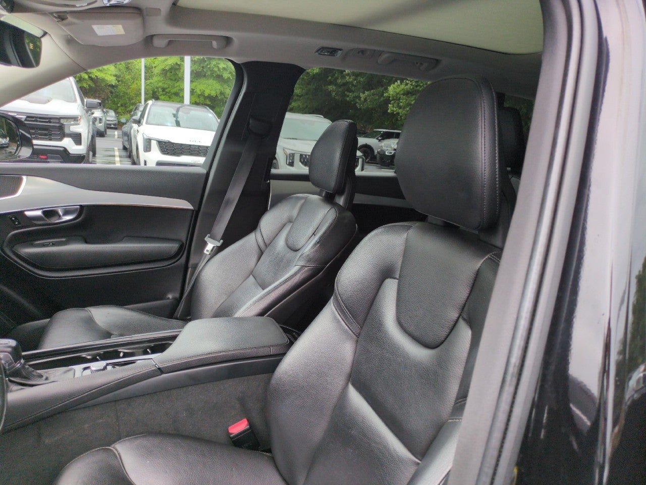 2018 Volvo XC90 Momentum