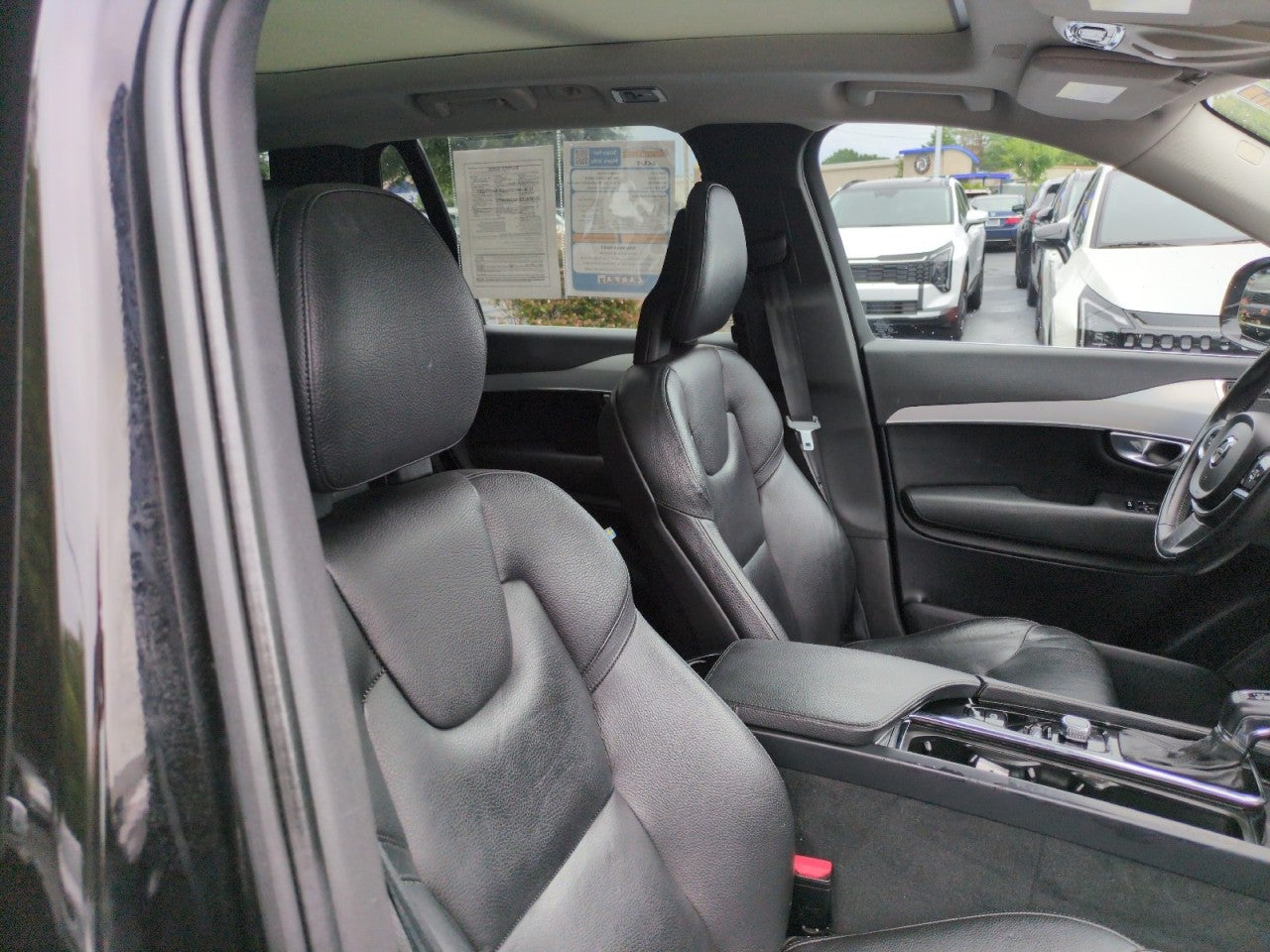 2018 Volvo XC90 Momentum
