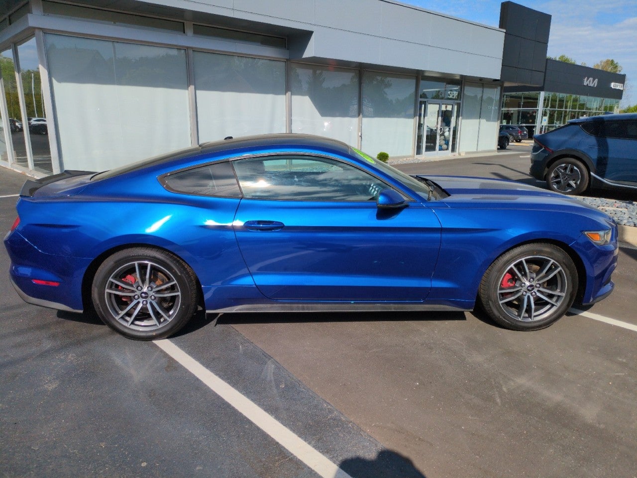 2017 Ford Mustang EcoBoost Premium