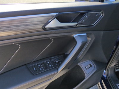 2022 Volkswagen Tiguan SEL R-Line