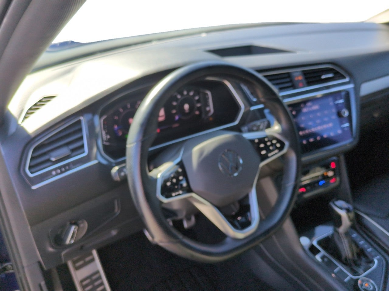 2022 Volkswagen Tiguan SEL R-Line