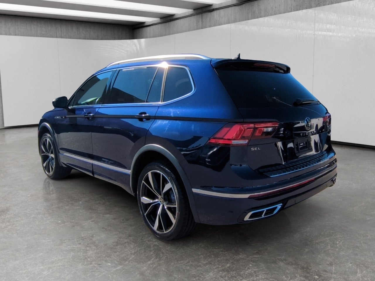 2022 Volkswagen Tiguan SEL R-Line